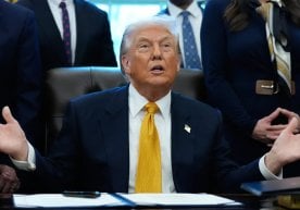 АҚШ президенти Дональд Трамп Эронда оммавий намойишлар