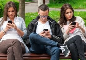 Бугунги кунда смартфон, планшет ва ноутбуклар инсон