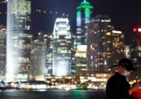 Foto: Reuters Hongkong hukumati aholini moddiy