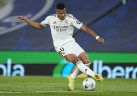 Ўтмишда таниқли футболчи Уэсли Снайдер Мадриднинг