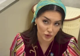 Машҳур хонанда ва ижодкор Хонзода Дўстова ўзининг туғилган