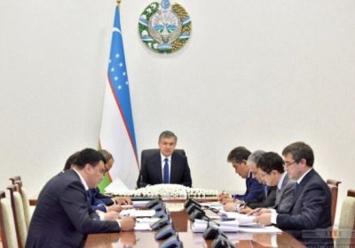 Shavkat Mirziyoyev investitsiya masalalariga bag‘ishlangan yig‘ilish o‘tkazdi фото