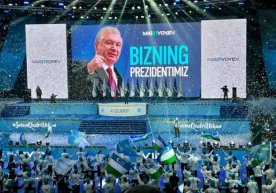 Shavkat Mirziyoyev OAV xodimlariga minnatdorlik bildirdi фото