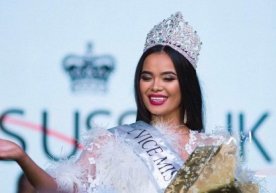 Олмаоталик Лаура Мухтар Лондонда бўлиб ўтган Miss USSR