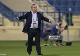 Дик Адвокат 4 ой давомида Ироқ терма жамоасини бошқарди.