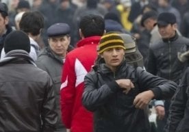 Россия ЛДПР етакчиси Леонид Слуцкий меҳнат мигрантлари