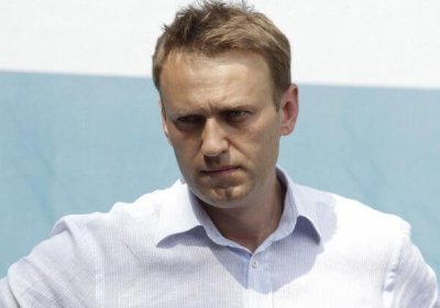 Rossiya bosh vazirining sobiq kuyovi Navalniyni sudga berdi фото