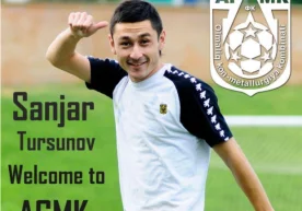 AGMK mahoratli futbolchi, yarim himoyachi, qanot vingeri —