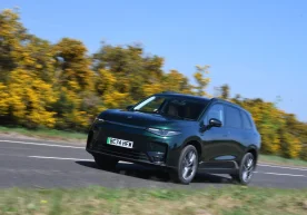 Range-extender (REx veya REEV), oldukça basit ve verimli