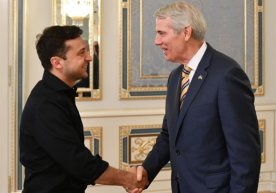 Украина президенти Владимир Зеленский америкалик сенатор