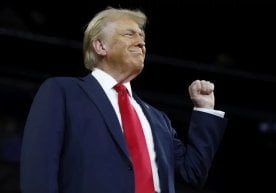 АҚШ президенти Доналд Трампнинг жамоатчилик орасидаги