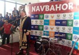 Rasman! Shevchenko "Navbahor"da Kanchelskisga yordam beradi (foto) фото