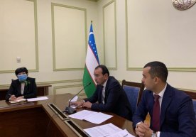 Озодбек Назарбеков 7 йил озодликдан маҳрум этилган шахс вазирликка қандай ишга олинганига изоҳ берди фото
