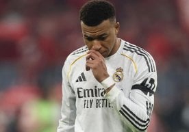Real Madrid head coach Alvaro Arbeloa provided uncertain