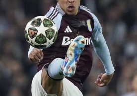 Бирмингемнинг "Астон Вилла" клуби ҳужумчиси