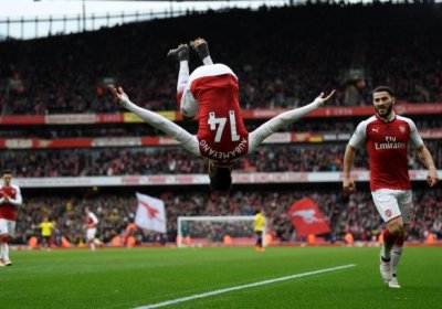 Venger "Arsenal" bilan 700-g‘alabasini qo‘lga kiritdi фото
