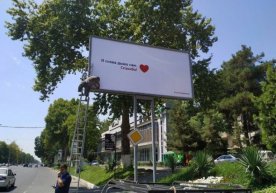 Toshkentda tibbiyot xodimlariga minnatdorchilik aks etgan bannerlar paydo bo‘ldi (foto) фото