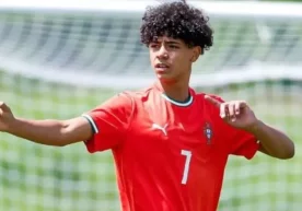 Dünya futbolunun efsaneleri arasında gösterilen Cristiano
