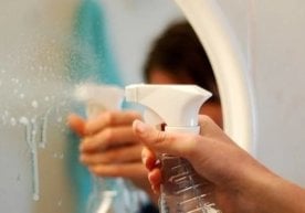 Тайванда кутилмаган ҳодиса юз берди — фаррош бадиий асарни