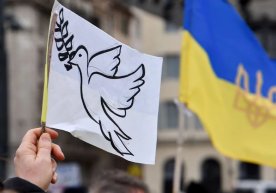 Сўров: Украинларнинг 44 фоизи Россия билан музокараларни бошлаш тарафдори фото