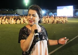 Ўзбекистон халқ артисти Юлдуз Усмонова Нукус шаҳрида