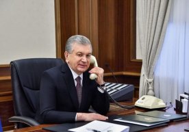 Shavkat Mirziyoyev Si Szinpin bilan telefon orqali muloqot qildi фото