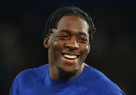 «Челси»нинг марказий ҳимоячиси Аксель Дисаси қишки