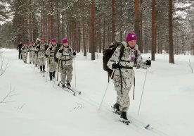 Финландияда омон қолиш курсларига ёзилаётган аёллар сони кескин ошди фото