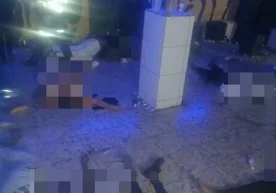 Жанубий Африка полицияси Ос-Лонден шаҳридаги тунги