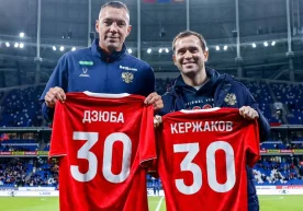 Александр Кержаков ўзининг 2005 йил Россия терма жамоаси