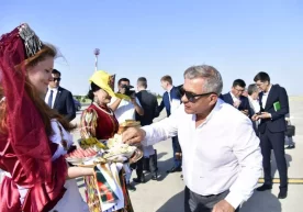 © Навоий вилояти ҳокимлиги Татаристон раиси Рустам