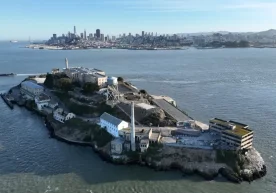 Трамп «Алкатрас» қамоқхонасини қайта очишни режалаштирмоқда фото