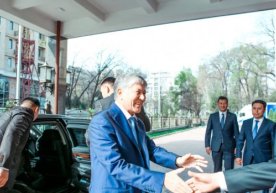 Sobiq prezident Atamboyevning tansoqchilari soni qisqartirildi фото
