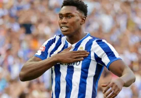 Испаниялик ҳужумчи Саму Агехова фаолиятини Лондоннинг