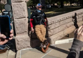 Фото: The New York Times Қуролланган норозилик намойиши