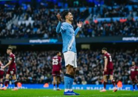 Англия Премьер-лигасининг 17-турида «Манчестер Сити» ўз