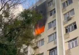 Тошкентда кўп қаватли уйда содир бўлган ёнғин туфайли 20 киши эвакуация қилинди фото