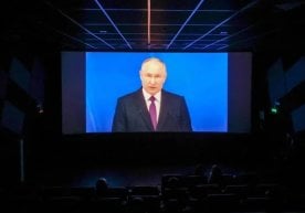 Владимир Путин: Россия ҳарбий-техник нуқтайи назардан ядро урушига тайёр фото