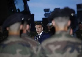 Macron Calls for Mobilization: "The War in Ukraine Won’t End Tomorrow" фото