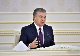 Шавкат Мирзиёев ҳокимларнинг ваколати қисқариб, депутатларники кенгайишини маълум қилди фото