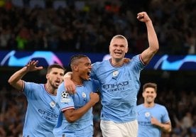 Швейцария миллий терма жамоаси ва "Манчестер