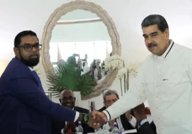 Ирфаан Али ва Николас Мадуро Фото: Reuters Венесуэла ва