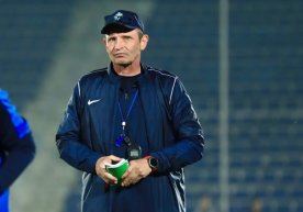 «Бухоро» футбол клуби жамоа бош мураббийи Александр