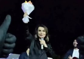 Юлдуз Усмонова Жиззах вилоятидаги Ўрда боғида бўлиб ўтган