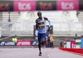 Фото: EPA-EFE/ TOLGA AKMEN Кениялик спортчи Келвин Киптум