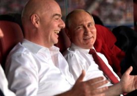 Putin FIFA prezidentini “Do‘stlik” ordeni bilan mukofotladi фото
