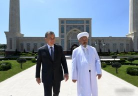 Чилонзор туманидаги Сўгалли ота зиёратгоҳи ёнида Шайх