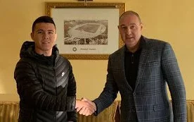 Наманганнинг "Навбаҳор" клуби ярим ҳимоячиси
