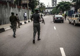 Nigeriyada jinoyatchilar maktabga hujum uyushtirib 300 nafardan ortiq o‘quvchi qizni o‘g‘irlab ketdi фото