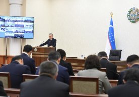 Президент Тошкентда рухсатсиз қурилган объектлар сони ошиб кетганини танқид қилди фото